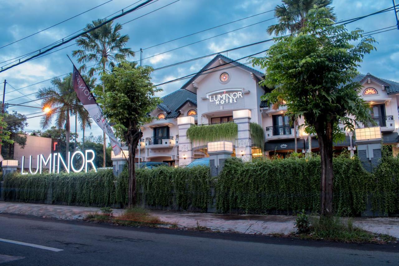 Luminor Hotel Jember By Wh Exteriér fotografie